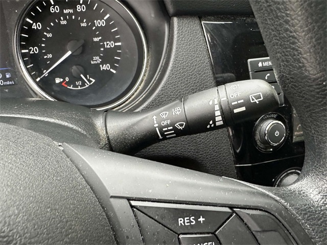 2021 Nissan Rogue Sport SV photo 23