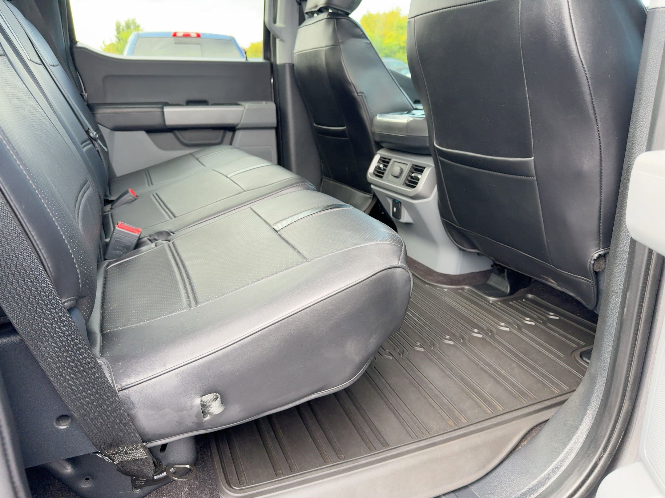 2021 Ford F-150 XLT photo 29