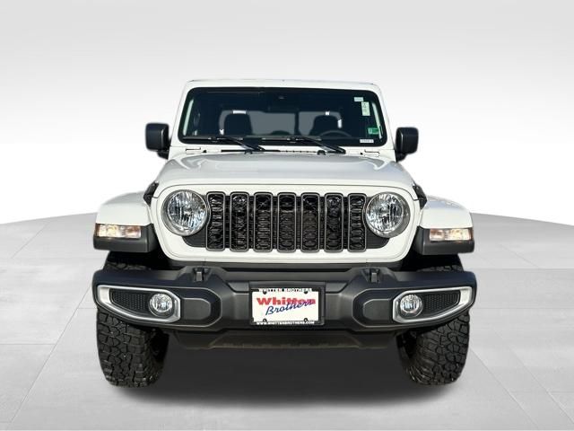 2025 Jeep Gladiator Sport photo 8