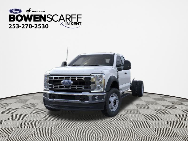 2025 Ford F-550 photo 2