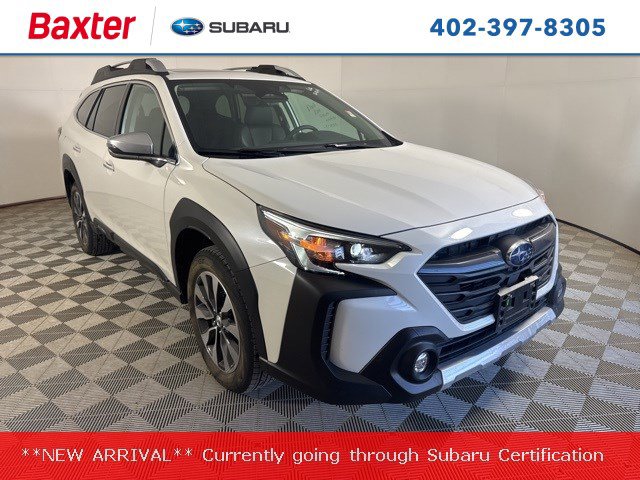 2025 Subaru Outback Touring's photo