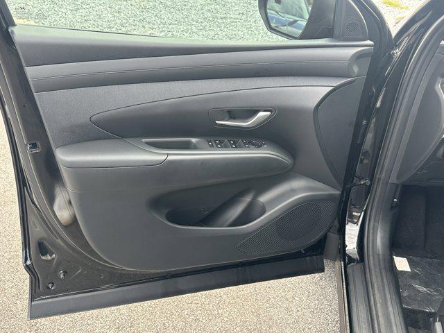 2025 Hyundai Tucson SEL Convenience photo 10