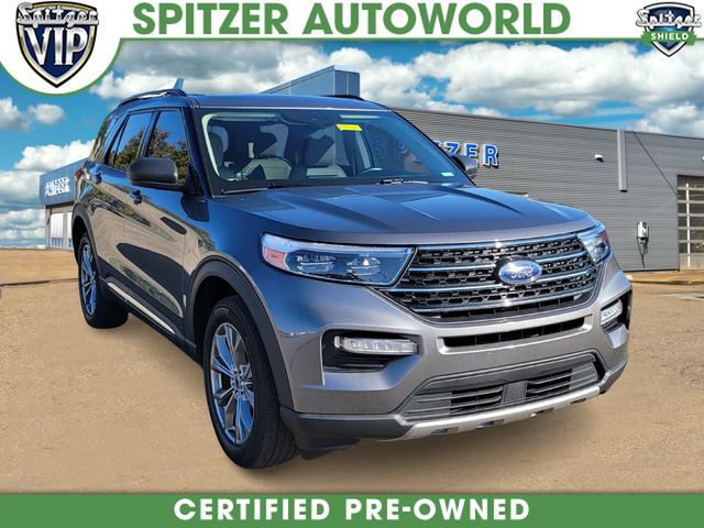 2022 Ford Explorer XLT's photo