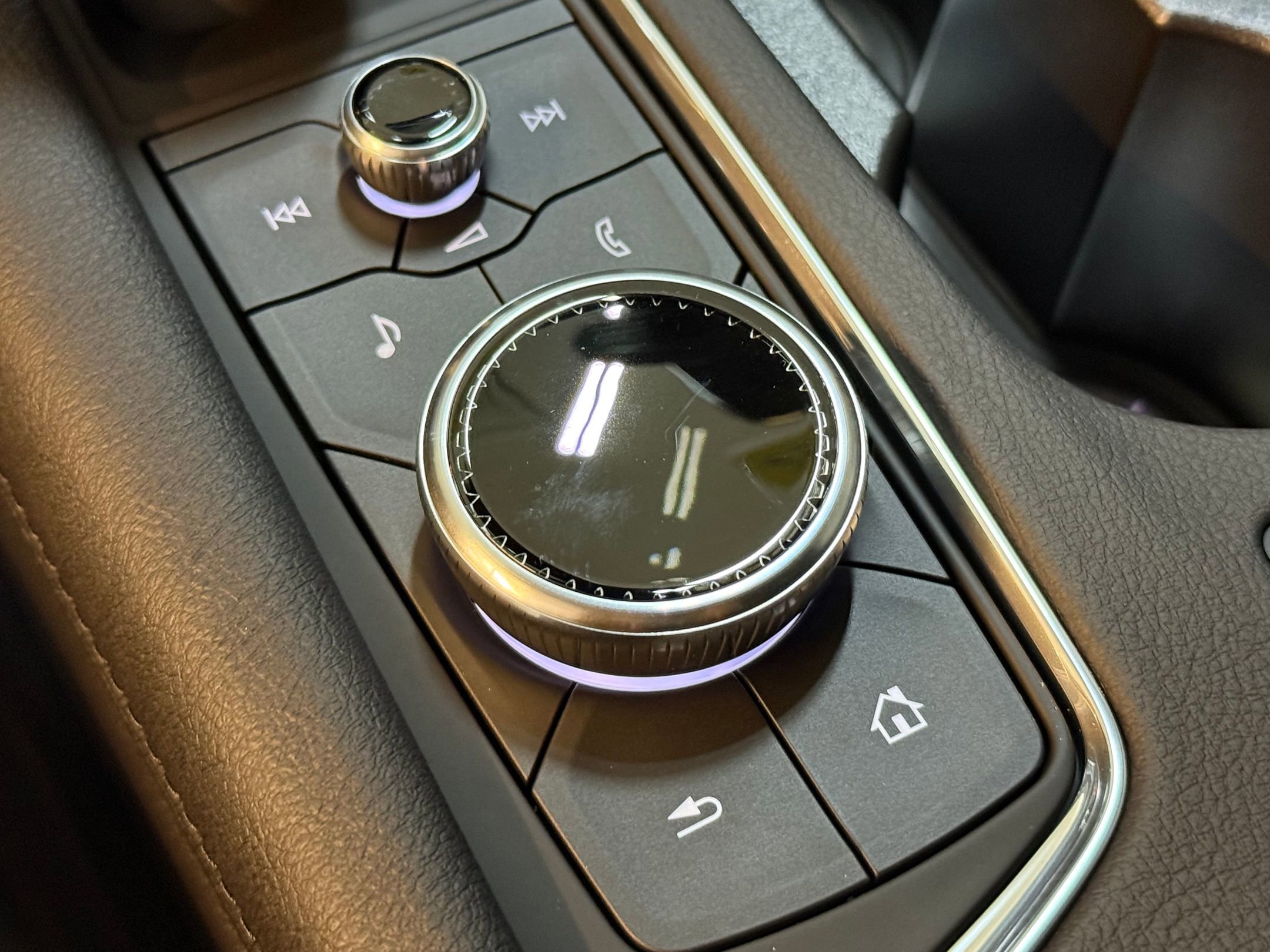2025 Cadillac XT5 Luxury photo 31