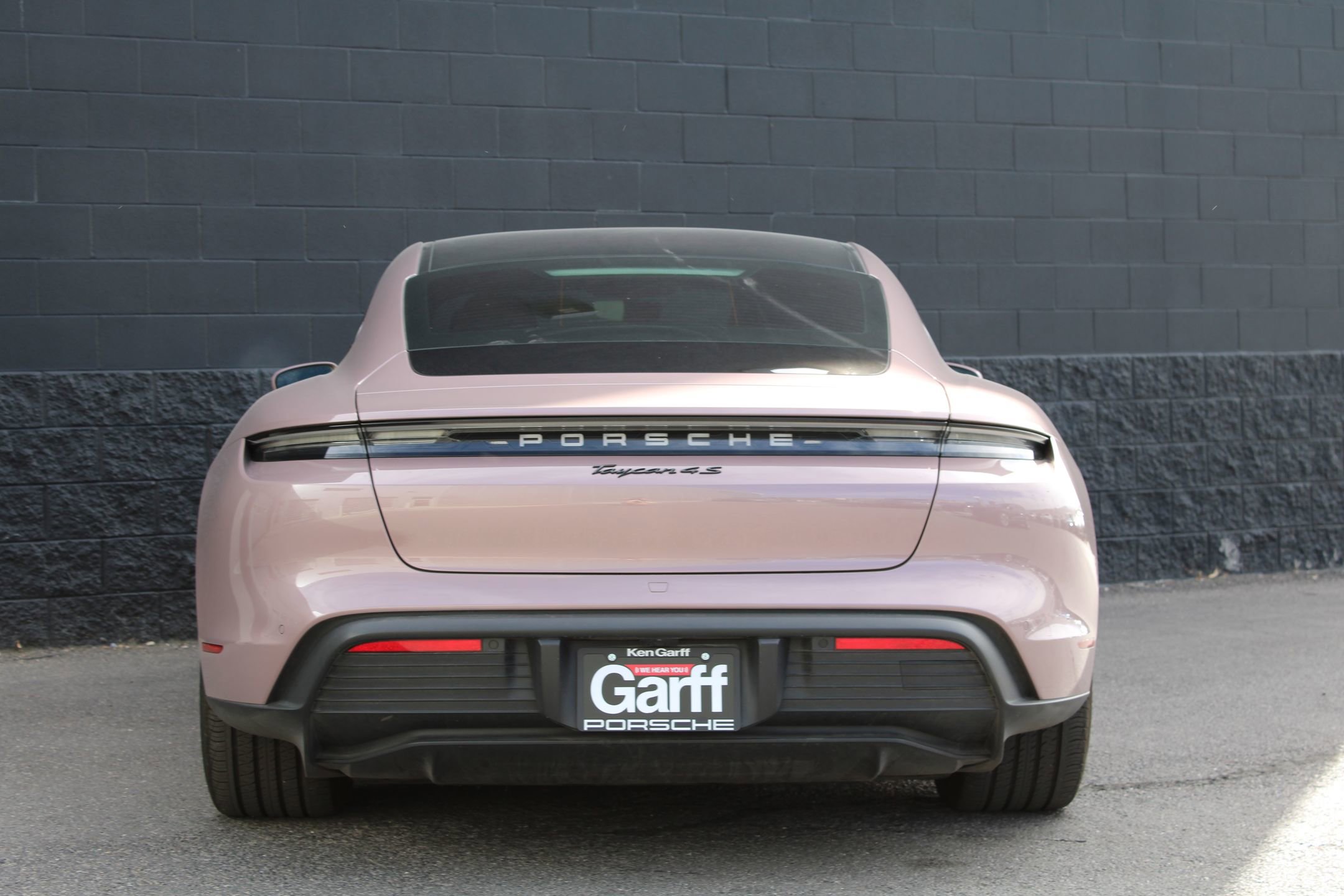 2023 Porsche Taycan 4S photo 10
