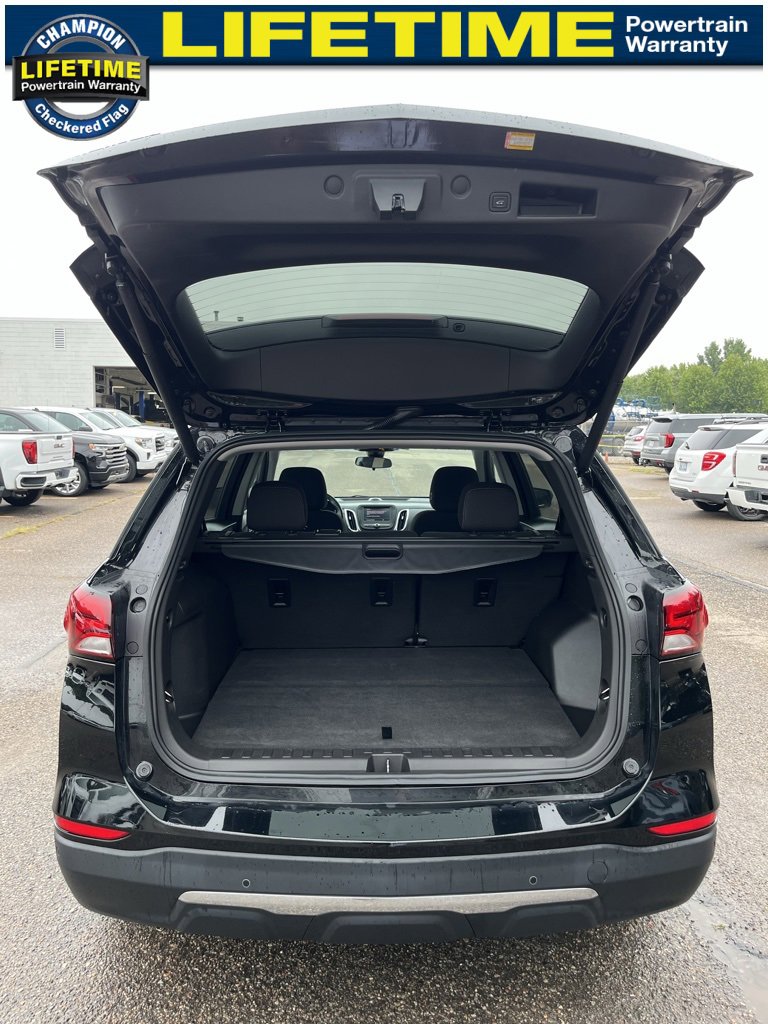 2023 Chevrolet Equinox LT photo 16