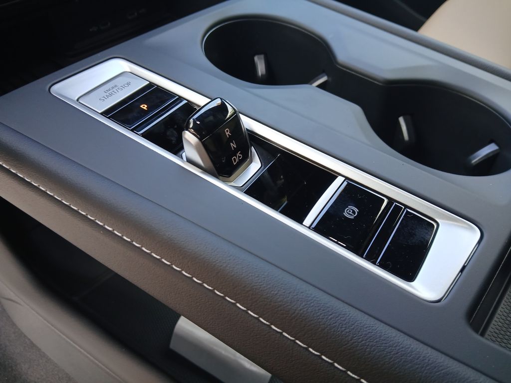 2026 Volkswagen Atlas Cross Sport SE photo 21