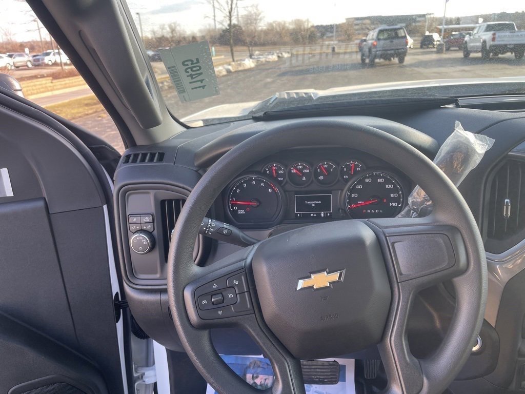 2024 Chevrolet Silverado 2500HD photo 5