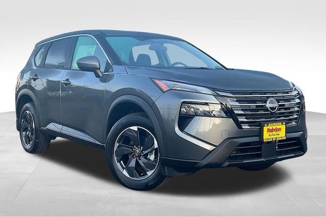 2026 Nissan Rogue SV's photo