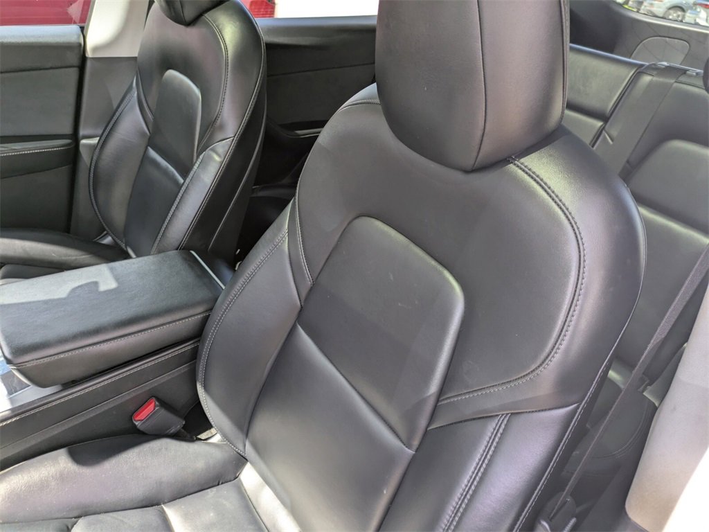 2022 Tesla Model Y Long Range photo 10