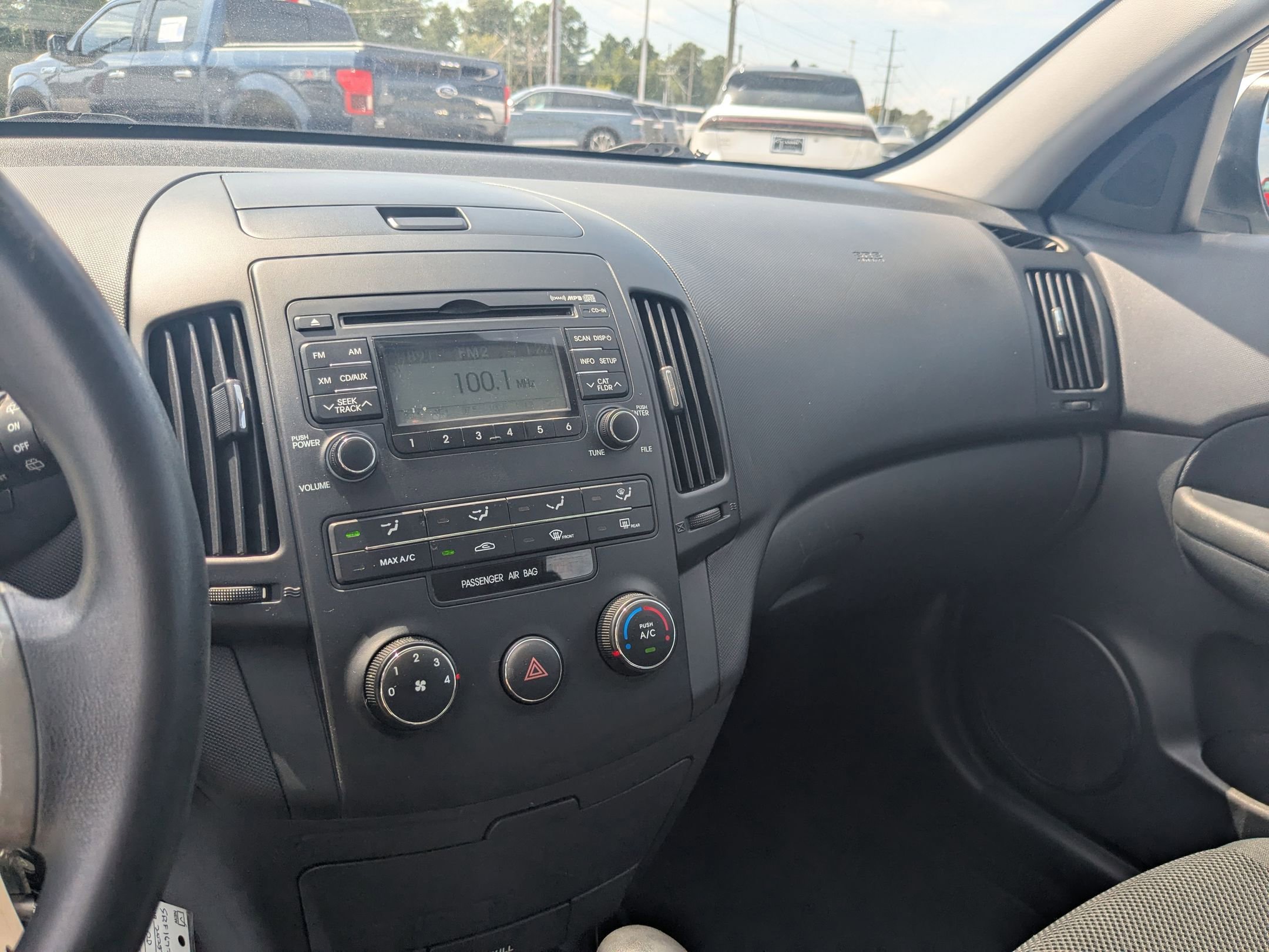 2010 Hyundai Elantra Touring GLS photo 16
