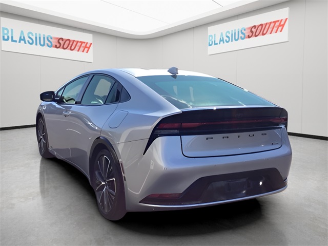 2023 Toyota Prius XLE photo 5
