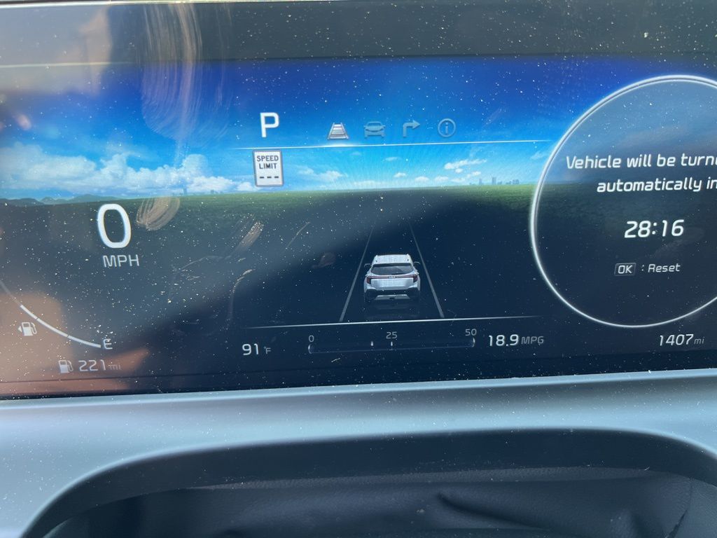 2024 Kia Seltos SX photo 12
