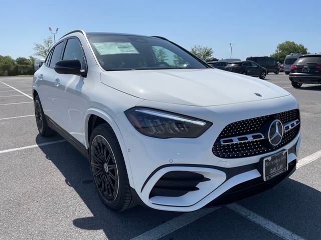 2025 Mercedes-Benz GLA GLA250's photo