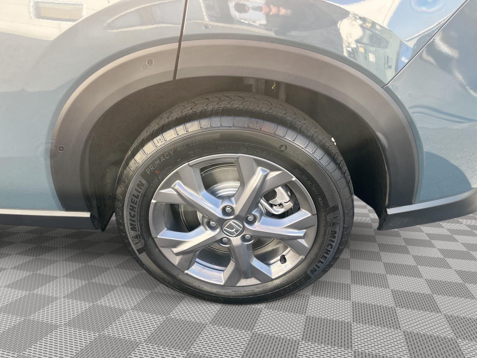 2026 Honda HR-V LX photo 15