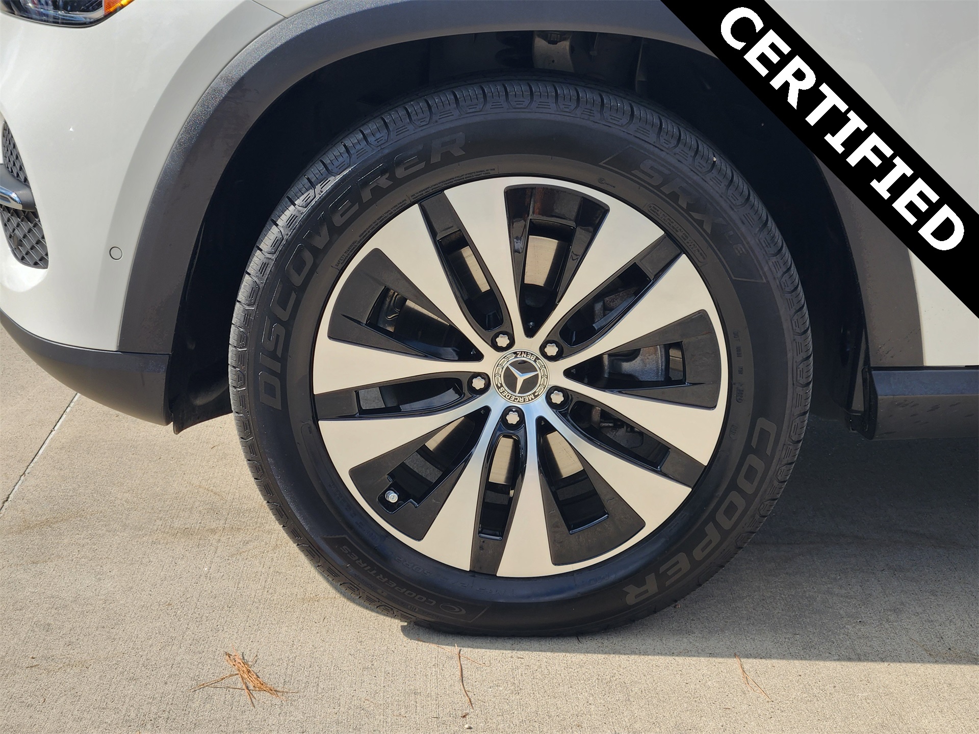 2025 Mercedes Benz GLE 350 4MATIC photo 8