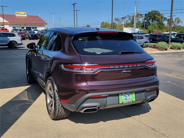 2023 Porsche Macan T photo 7