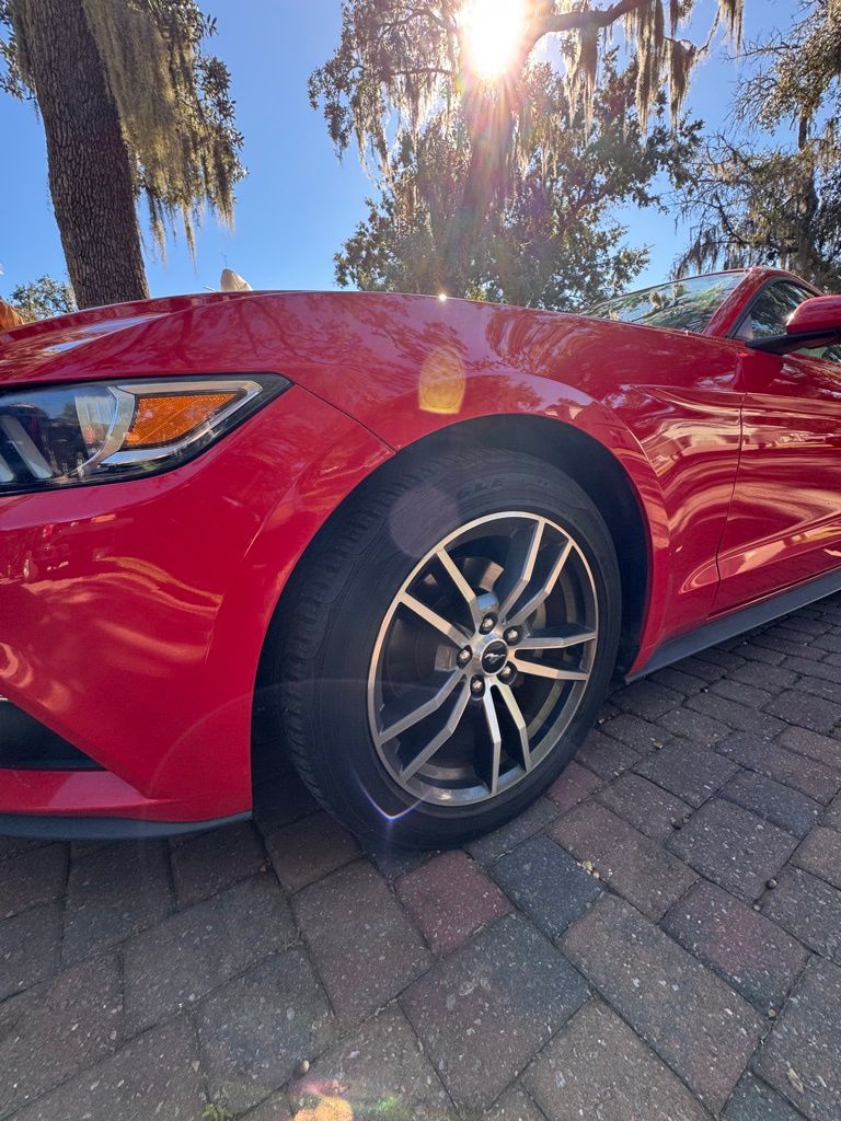2017 Ford Mustang EcoBoost photo 2