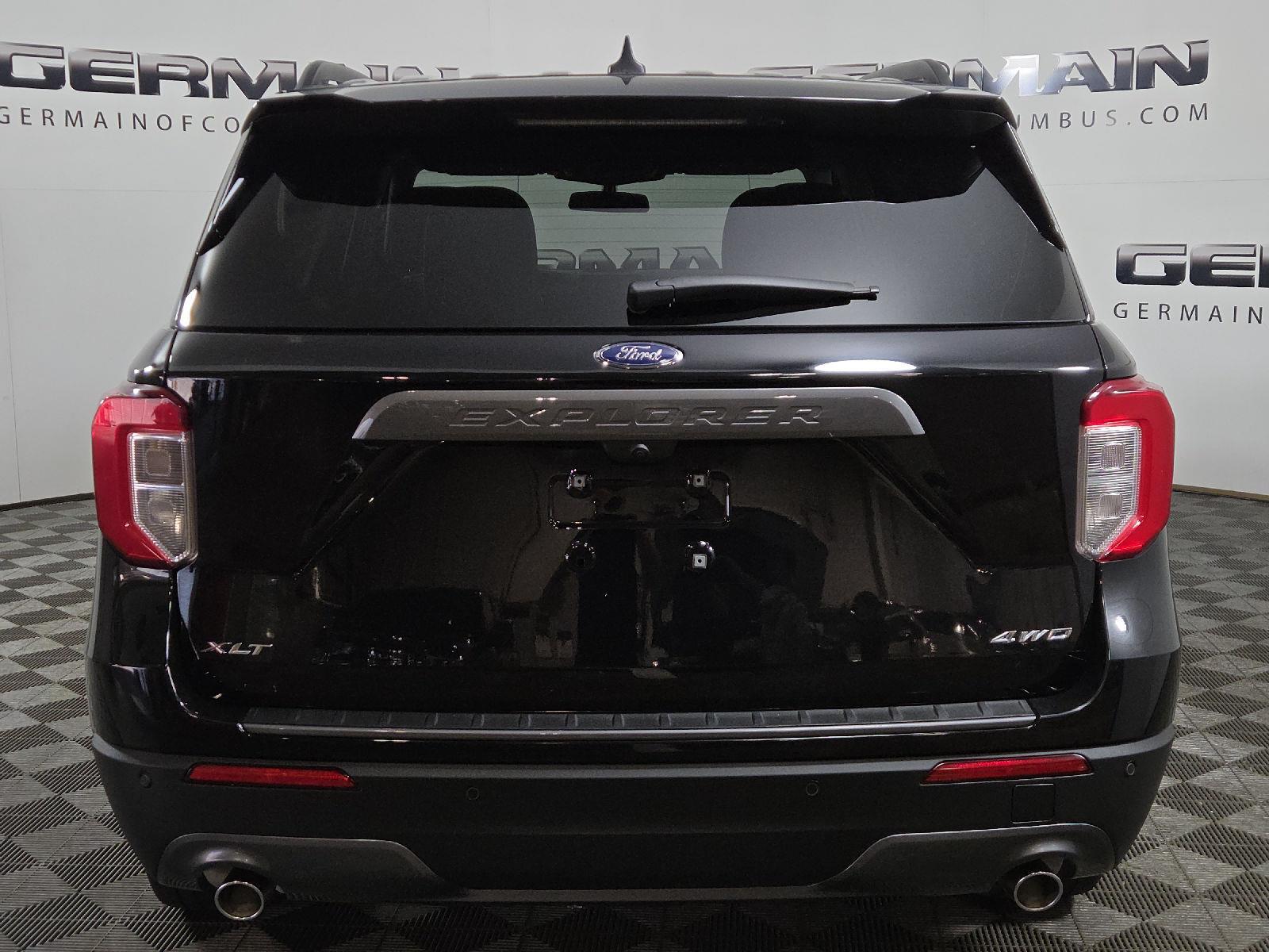 2023 Ford Explorer XLT photo 11