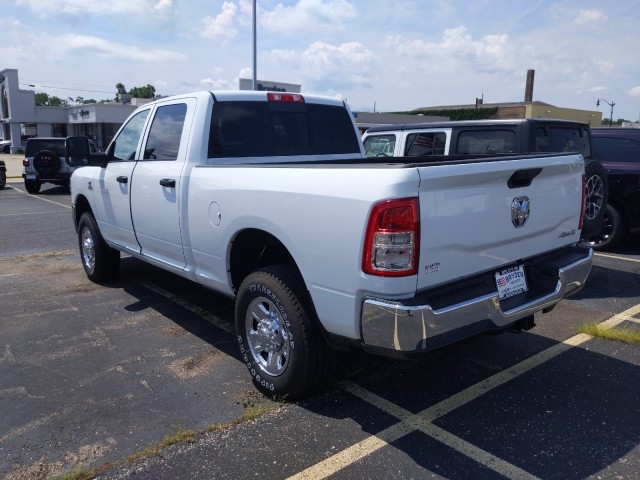 2023 Ram 3500 Tradesman photo 5