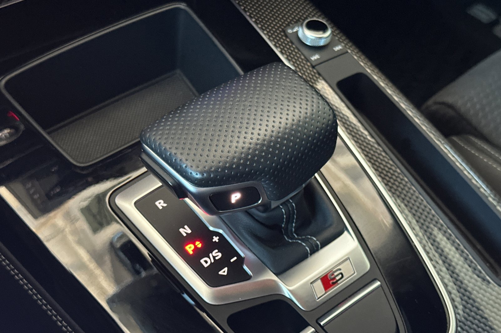 2022 Audi SQ5 Premium Plus photo 22