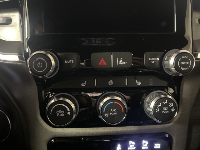 2025 Ram 1500 Big Horn photo 15