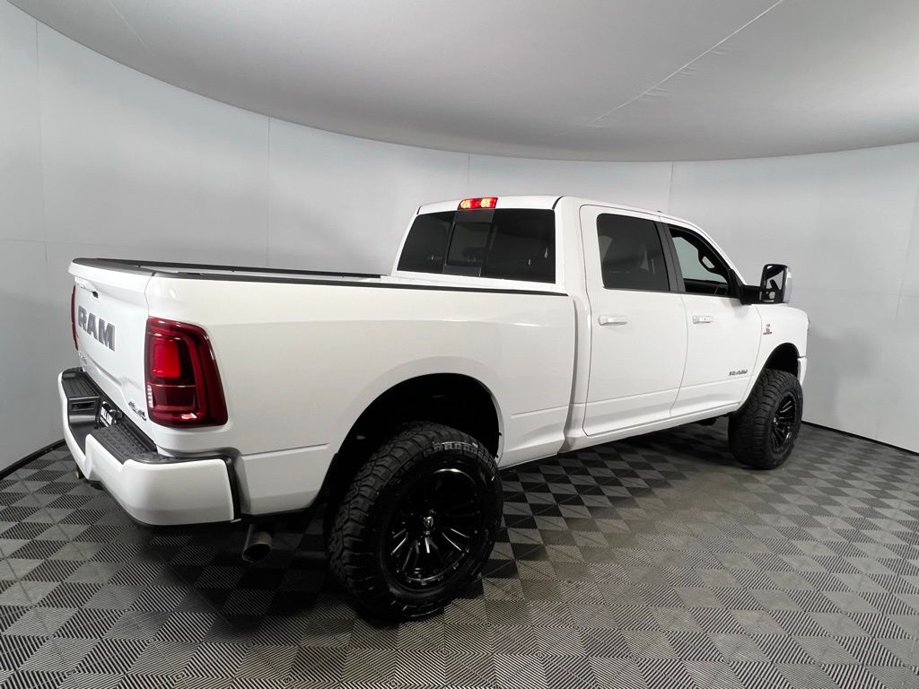 2025 Ram 2500 Laramie photo 4