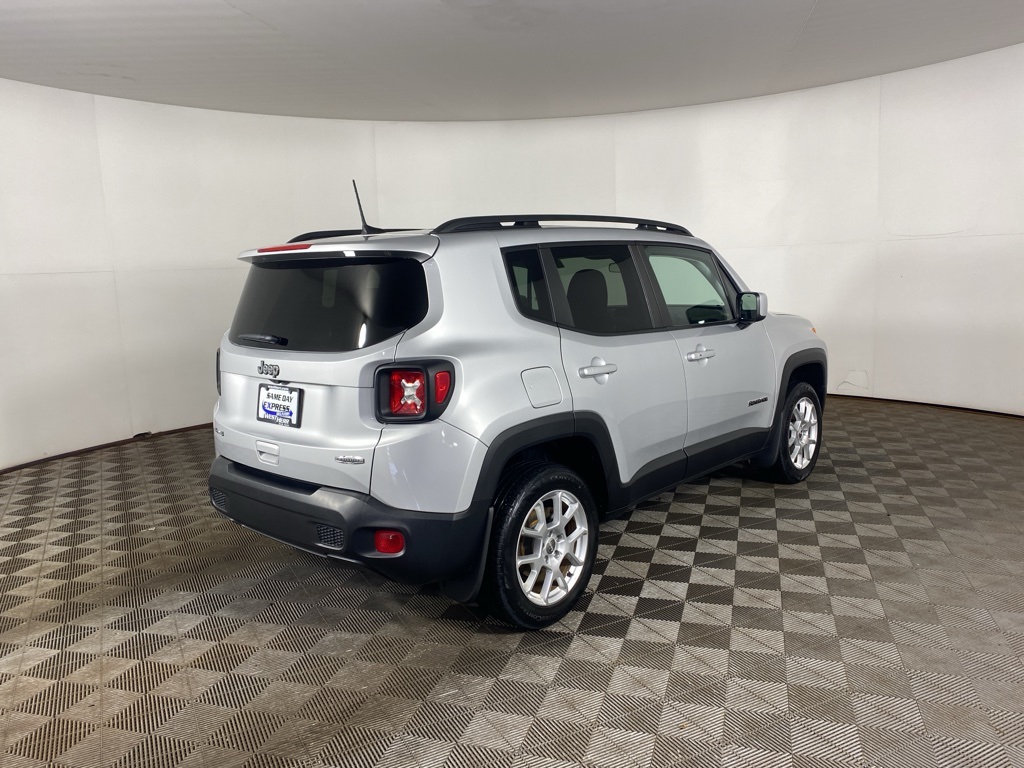 2020 Jeep Renegade Latitude photo 3