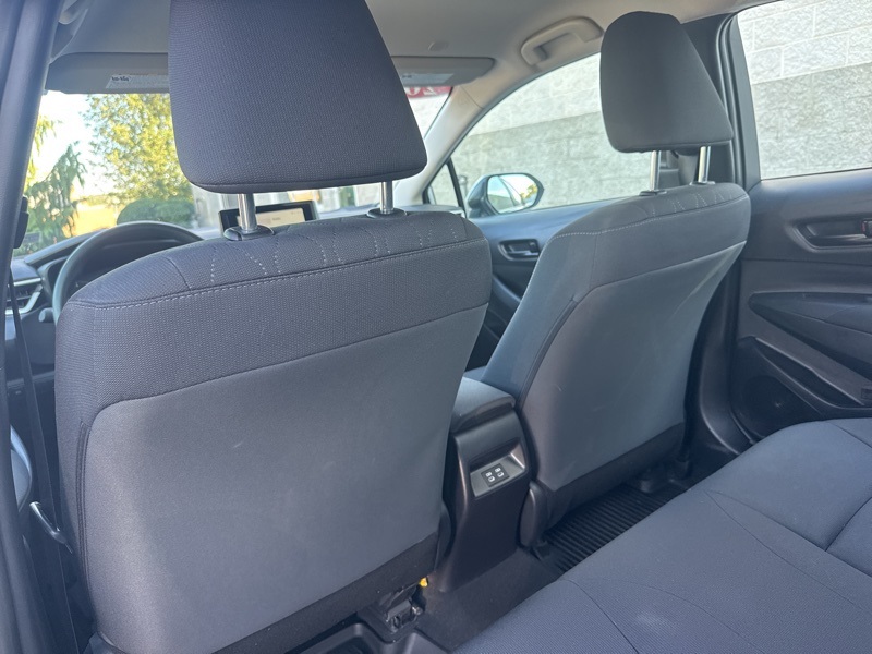 2025 Toyota Corolla LE photo 33
