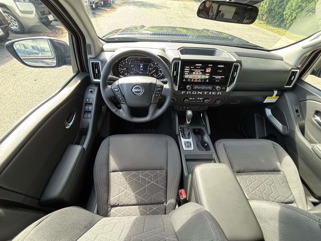 2026 Nissan Frontier SV photo 13