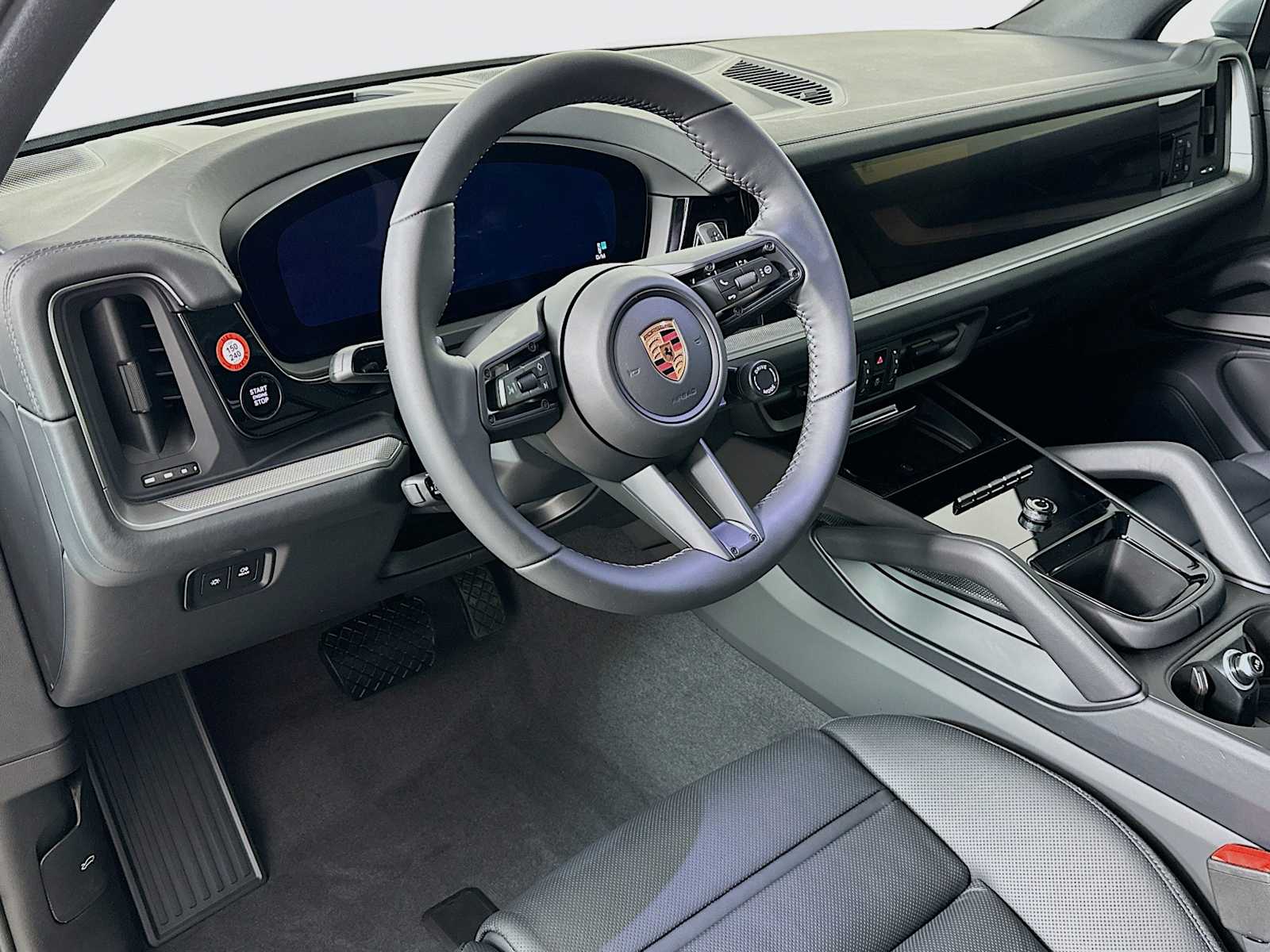 2026 Porsche Cayenne photo 4