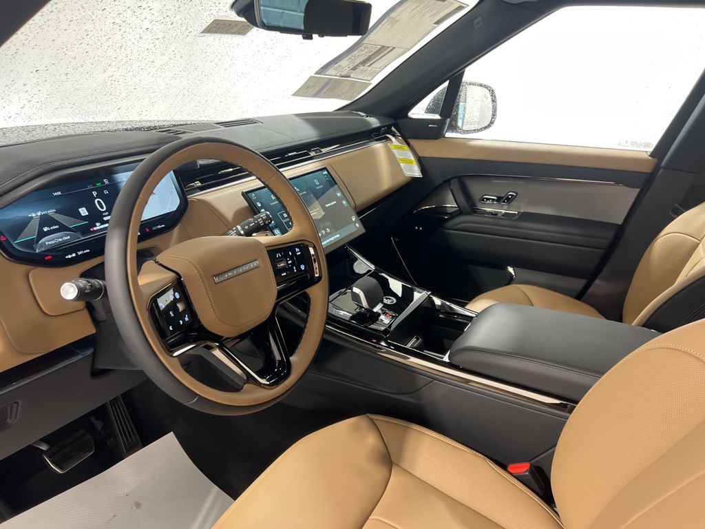 2025 Land Rover Range Rover Sport SE photo 9