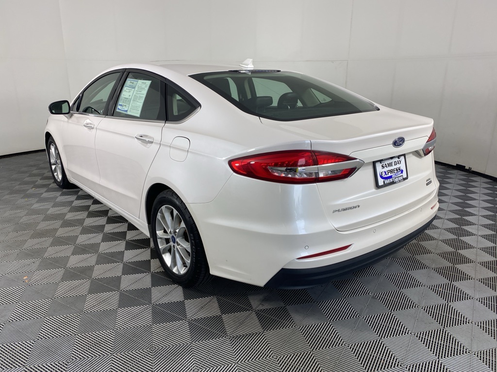 2020 Ford Fusion Hybrid SEL photo 7
