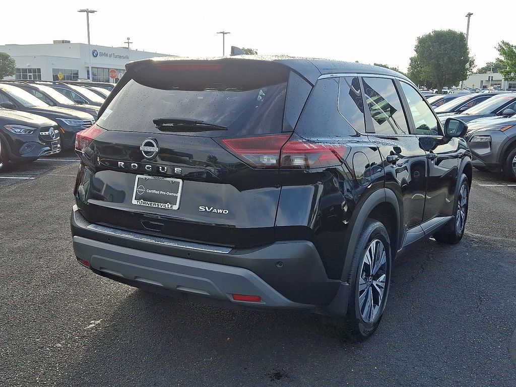 2023 Nissan Rogue SV photo 2