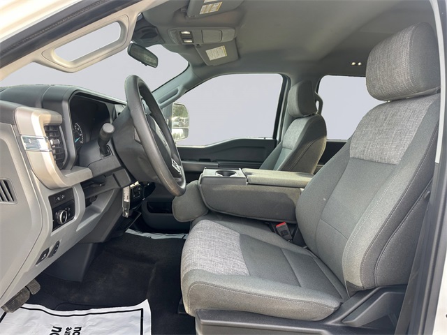 2024 Ford F-350 photo 9