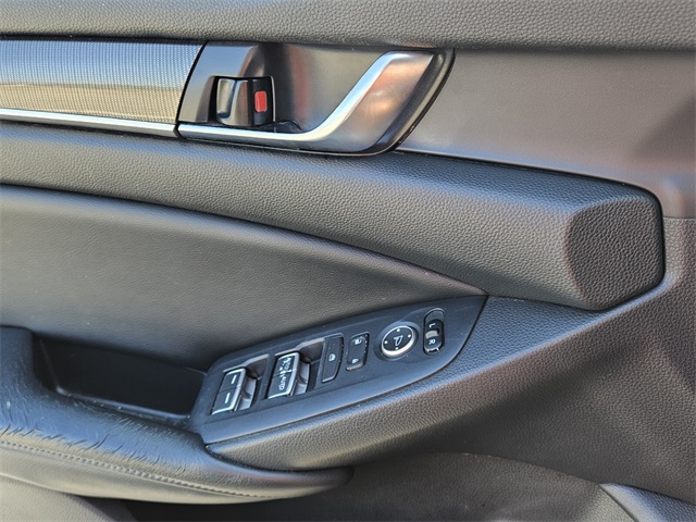 2018 Honda Accord Sport photo 27