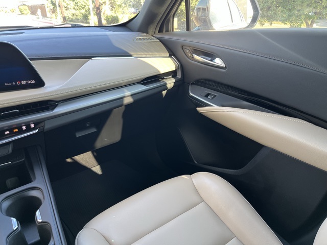 2024 Cadillac XT4 Luxury photo 12