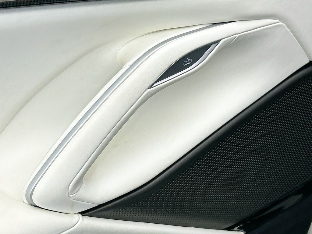 2024 Ferrari Purosangue photo 15
