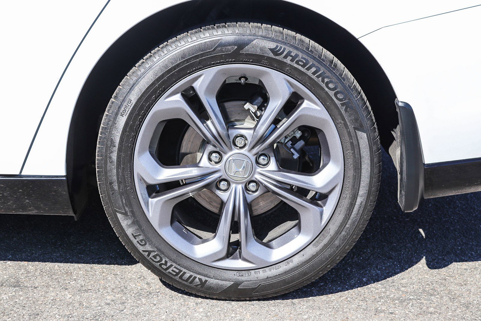 2024 Honda Accord Hybrid EX-L photo 11