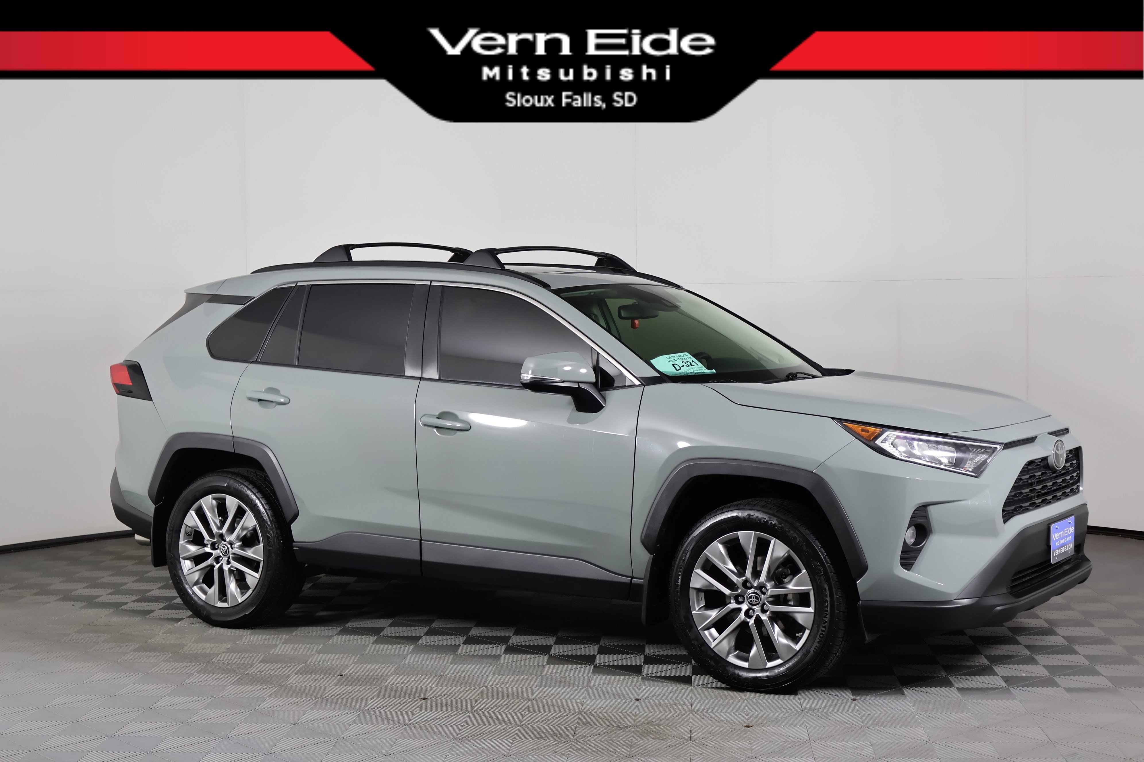 2019 Toyota RAV4 XLE Premium