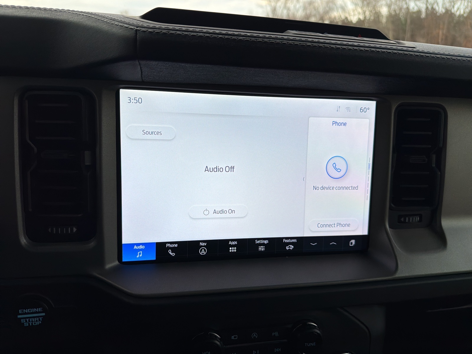 2025 Ford Bronco Outer Banks photo 3