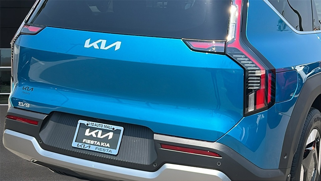 2026 Kia EV9 Wind photo 9