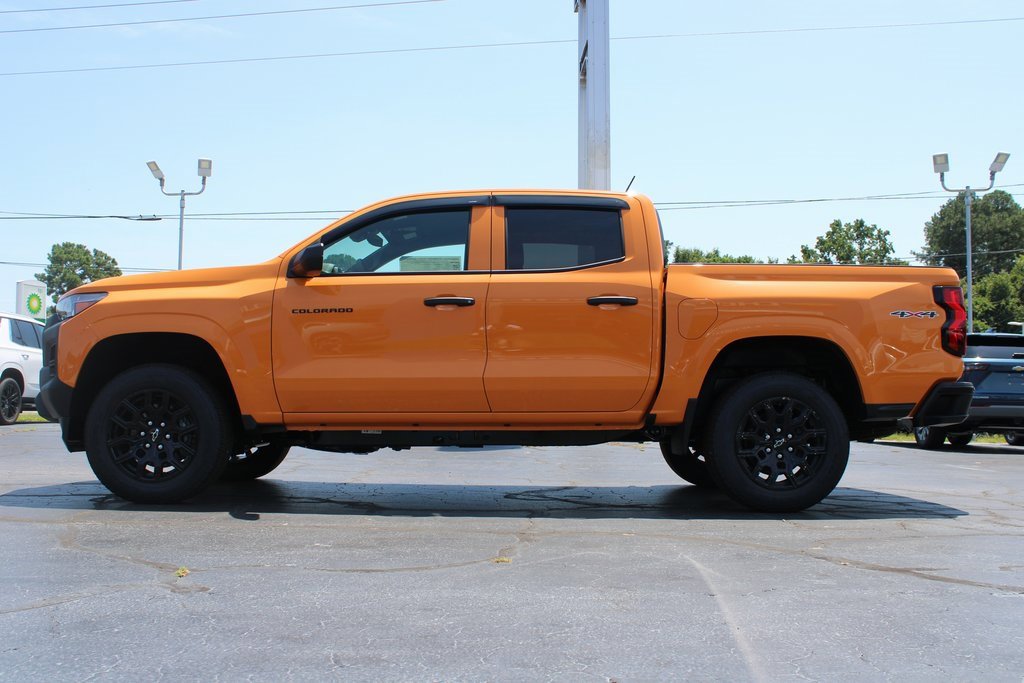 2025 Chevrolet Colorado LT photo 6