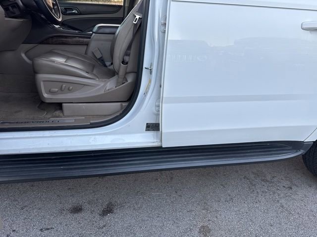 2018 Chevrolet Suburban LT photo 11