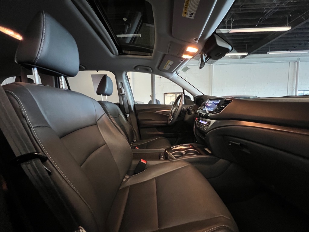 2022 Honda Pilot Black Edition photo 24