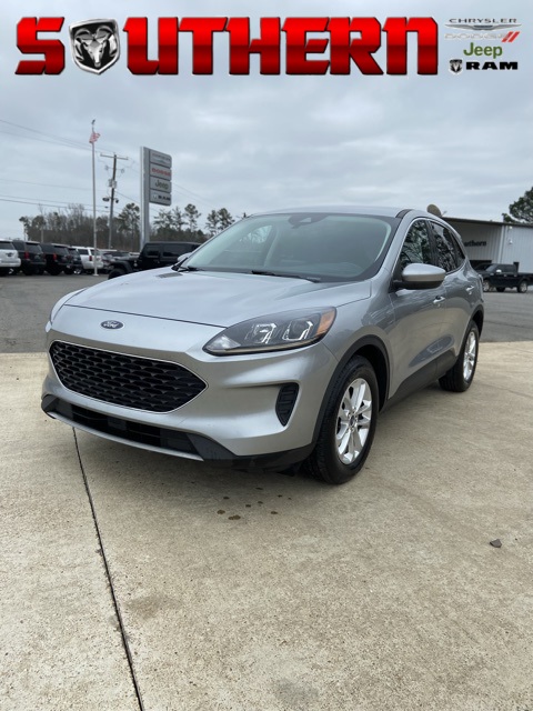 2021 Ford Escape SE's photo