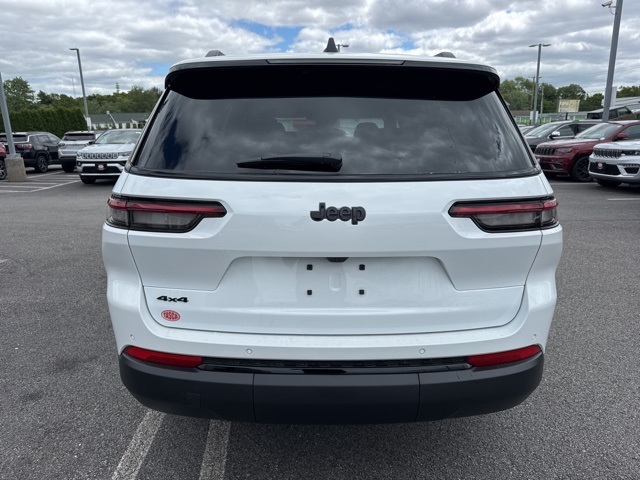 2025 Jeep Grand Cherokee Altitude X photo 4