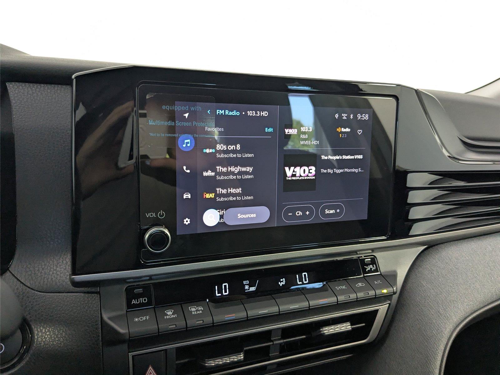 2025 Toyota Camry LE photo 14