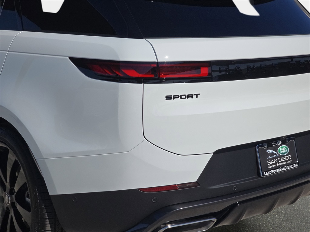 2025 Land Rover Range Rover Sport SE photo 33