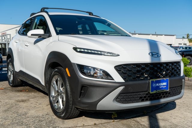 2023 Hyundai Kona SEL photo 4
